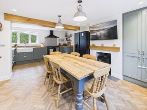 Dining Kitchen- click for photo gallery